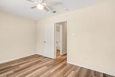 1811 Lipscomb Street, Fort Worth, TX 76110 - Photo 13
