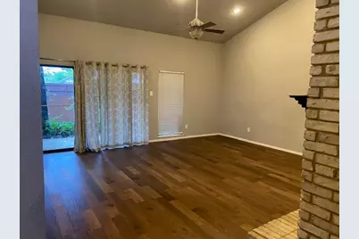 742 Hummingbird Circle, Lewisville, TX 75067 - Photo 3