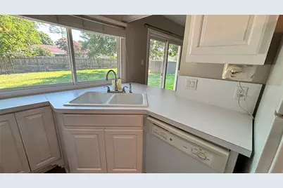 1117 High Point Road, Arlington, TX 76015 - Photo 13