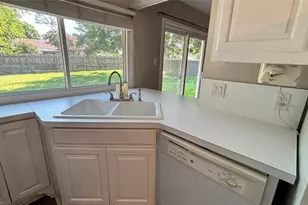 1117 High Point Rd, Arlington, TX 76015 - Photo 13