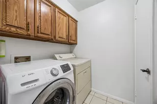 1725 Mayflower Dr, Carrollton, TX 75007 - Photo 27