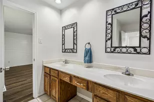 1725 Mayflower Dr, Carrollton, TX 75007 - Photo 19