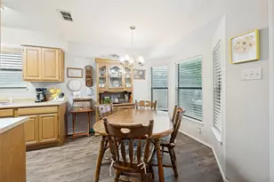 1409 Lincolnshire Way, Fort Worth, TX 76134 - Photo 11