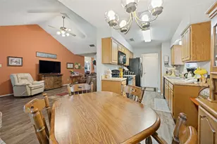 1409 Lincolnshire Way, Fort Worth, TX 76134 - Photo 9
