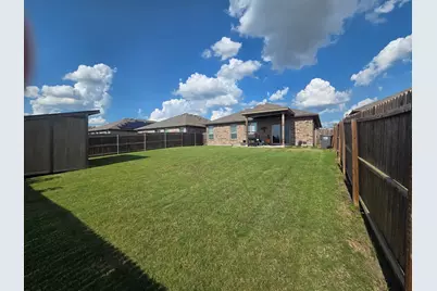1036 Stanridge Lane, Van Alstyne, TX 75495 - Photo 3