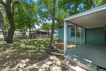 207 N Marable Street, West, TX 76691 - Photo 31