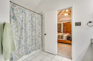 1200 Windy Meadows Dr, Burleson, TX 76028 - Photo 25