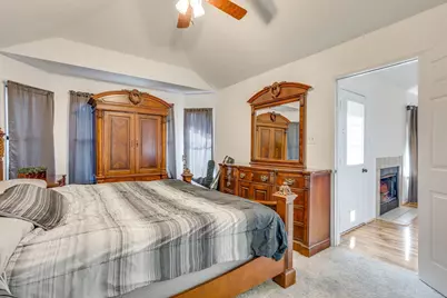 1200 Windy Meadows Drive, Burleson, TX 76028 - Photo 23