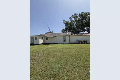 2100 S Highway 171, Cleburne, TX 76031 - Photo 11