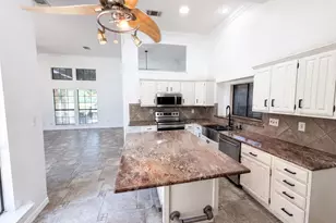 1613 Mullins Dr, Plano, TX 75025 - Photo 5