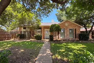 1613 Mullins Dr, Plano, TX 75025 - Photo 1