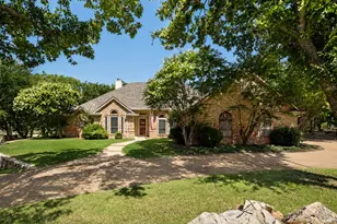 222 Hart Ct, Runaway Bay, TX 76426 - Photo 1