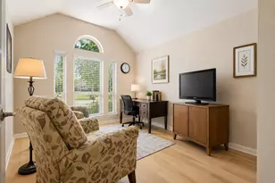 222 Hart Ct, Runaway Bay, TX 76426 - Photo 5