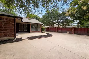 722 S Forest Ln, Duncanville, TX 75116 - Photo 5