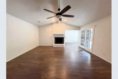 722 S Forest Lane, Duncanville, TX 75116 - Photo 3