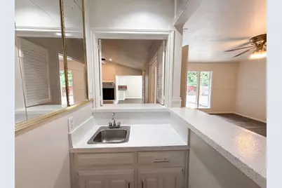 722 S Forest Lane, Duncanville, TX 75116 - Photo 11