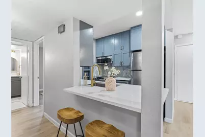 4851 Cedar Springs Road #392, Dallas, TX 75219 - Photo 5