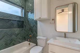 2001 Lucille St, Dallas, TX 75204 - Photo 19