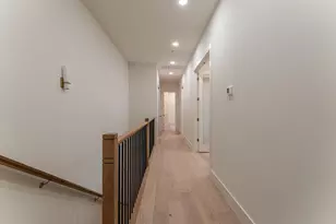 2001 Lucille St, Dallas, TX 75204 - Photo 17