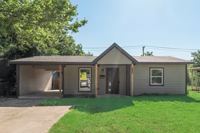 922 NE 33rd Street, Grand Prairie, TX 75050 - Photo 1
