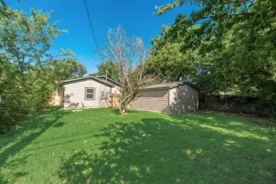 922 NE 33rd Street, Grand Prairie, TX 75050 - Photo 15