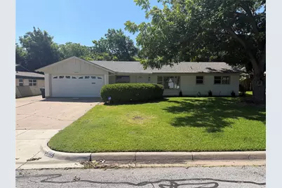 5905 Walraven Circle, Fort Worth, TX 76133 - Photo 1