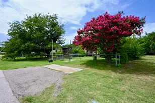 4362 Sunset Cir, The Colony, TX 75056 - Photo 1