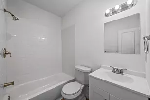 708 W Day St, Denison, TX 75020 - Photo 17