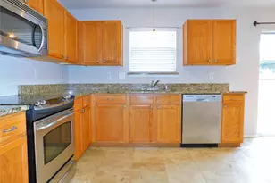 1508 Sequoia Grove Ln, Lewisville, TX 75067 - Photo 9