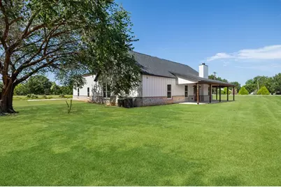 181 County Road 4757, Rhome, TX 76078 - Photo 31