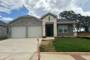 2533 Creekbend Ln, Denton, TX 76208 - Photo 1