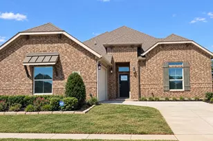 3688 Rolling Meadows Dr, Grand Prairie, TX 76065 - Photo 1