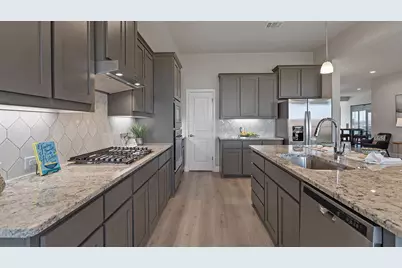 3688 Rolling Meadows Drive, Grand Prairie, TX 76065 - Photo 5