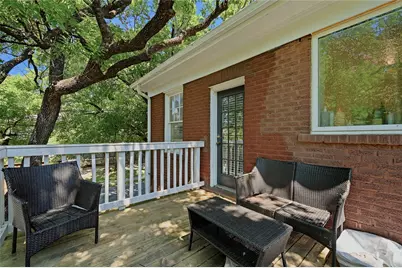 221 W 5th Street, Bonham, TX 75418 - Photo 23