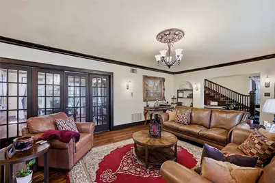 221 W 5th Street, Bonham, TX 75418 - Photo 5