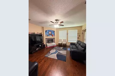 732 Dandelion Drive, Mesquite, TX 75149 - Photo 3