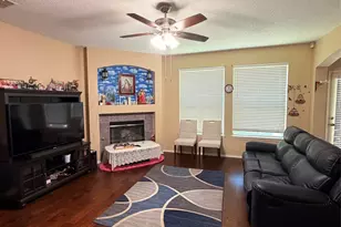 732 Dandelion Dr, Mesquite, TX 75149 - Photo 3