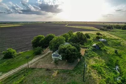 14940 Cathy Creek Road, Holland, TX 76534 - Photo 11