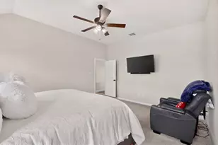 101 Loving Trail, Justin, TX 76247 - Photo 17