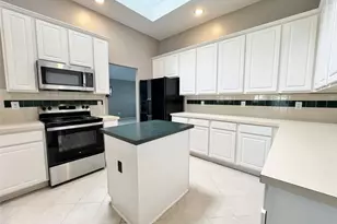 7700 Glenoaks Dr, Frisco, TX 75034 - Photo 9