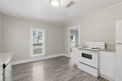 630 E Acheson Street, Denison, TX 75021 - Photo 5