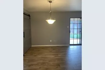 609 Williamsburg Court, Granbury, TX 76048 - Photo 7