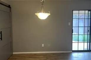 609 Williamsburg Ct, Granbury, TX 76048 - Photo 7