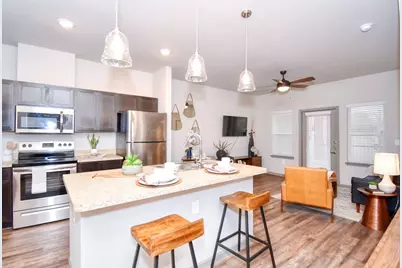 4800 W Illinois Avenue #2310, Dallas, TX 75211 - Photo 5