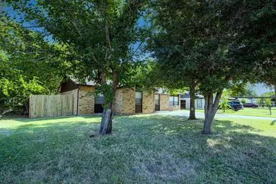 1205 SE 14th Street, Mineral Wells, TX 76067 - Photo 3