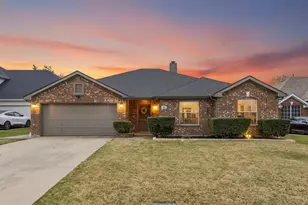 413 Highview Cir, Royse City, TX 75189 - Photo 1