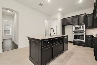 12236 Curry Creek Drive, Frisco, TX 75035 - Photo 9