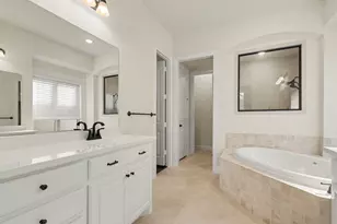 12236 Curry Creek Dr, Frisco, TX 75035 - Photo 23