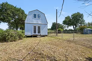 1060 Co Rd 4360, Decatur, TX 76234 - Photo 27