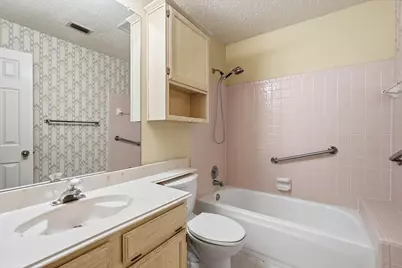 2703 Old English Court, Euless, TX 76039 - Photo 13